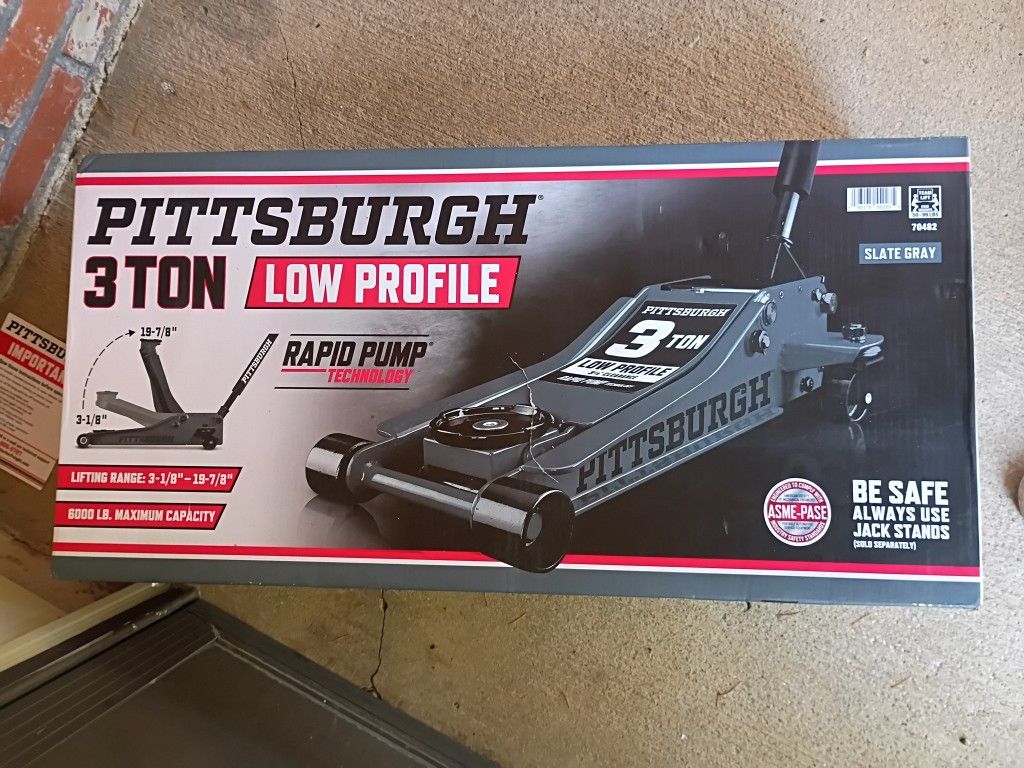 Pittsburgh 3 Ton Low-Pro Floor Jack