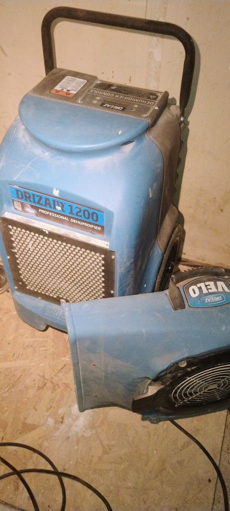 Dri-Eaz 1200 Commercial Dehumidifier &  Drieaz Velo Professional Air Mover 