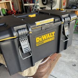 Dewalt Storage Tool Box 
