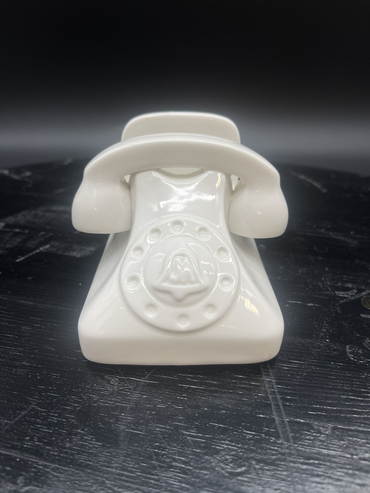 Jonathan Adler Smart Phone Stand