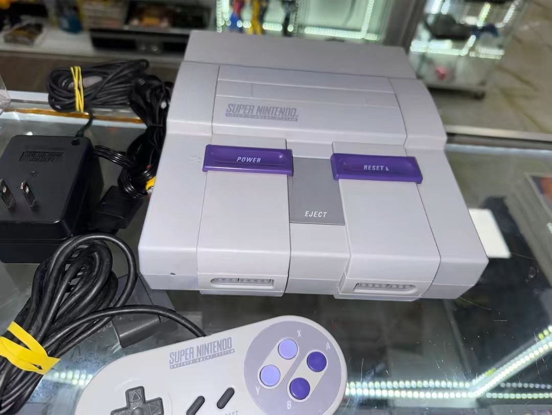 Original Super Nintendo Console System In Excellent Working Condition ( Bolsa Bazaar)