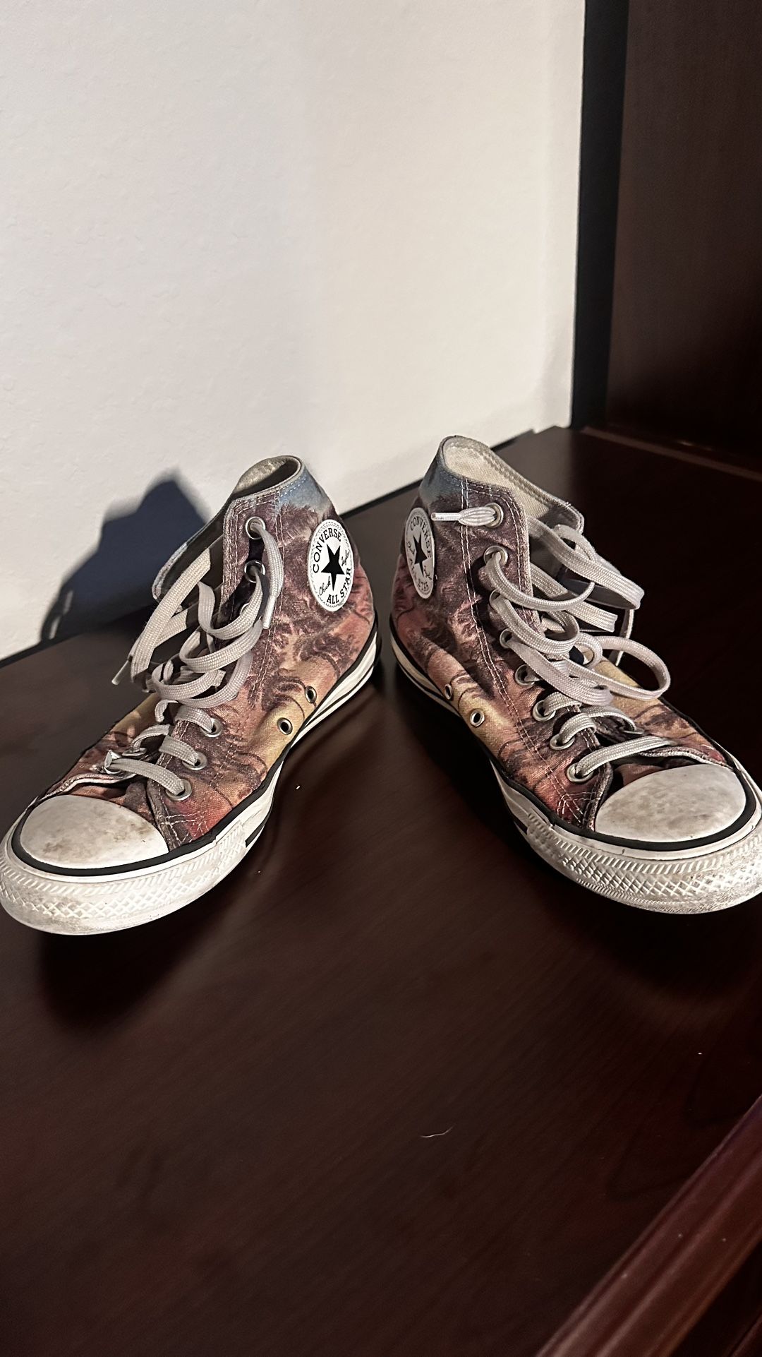 🌟 Grab This! Palm Tree Converse All Stars – Men’s Size 7.5 Beach Vibes