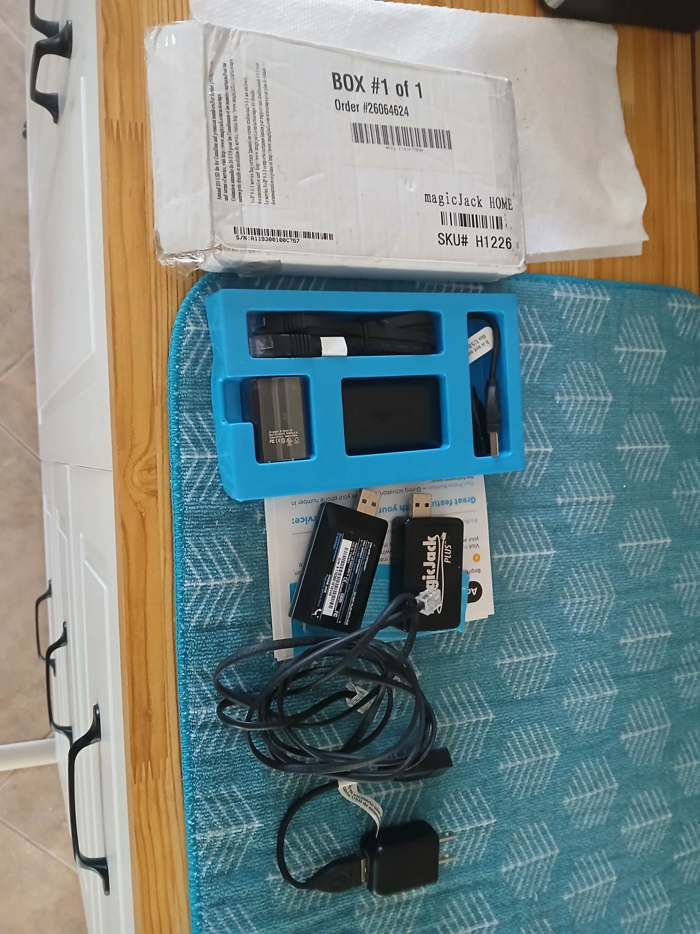 Magic jacks phone hardware