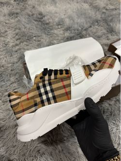Burbbery shoes
