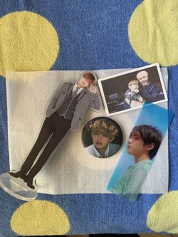 BTS Taehyung V Bundle