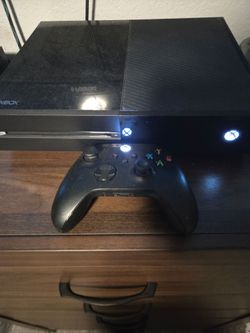 Xbox One Console with Controller