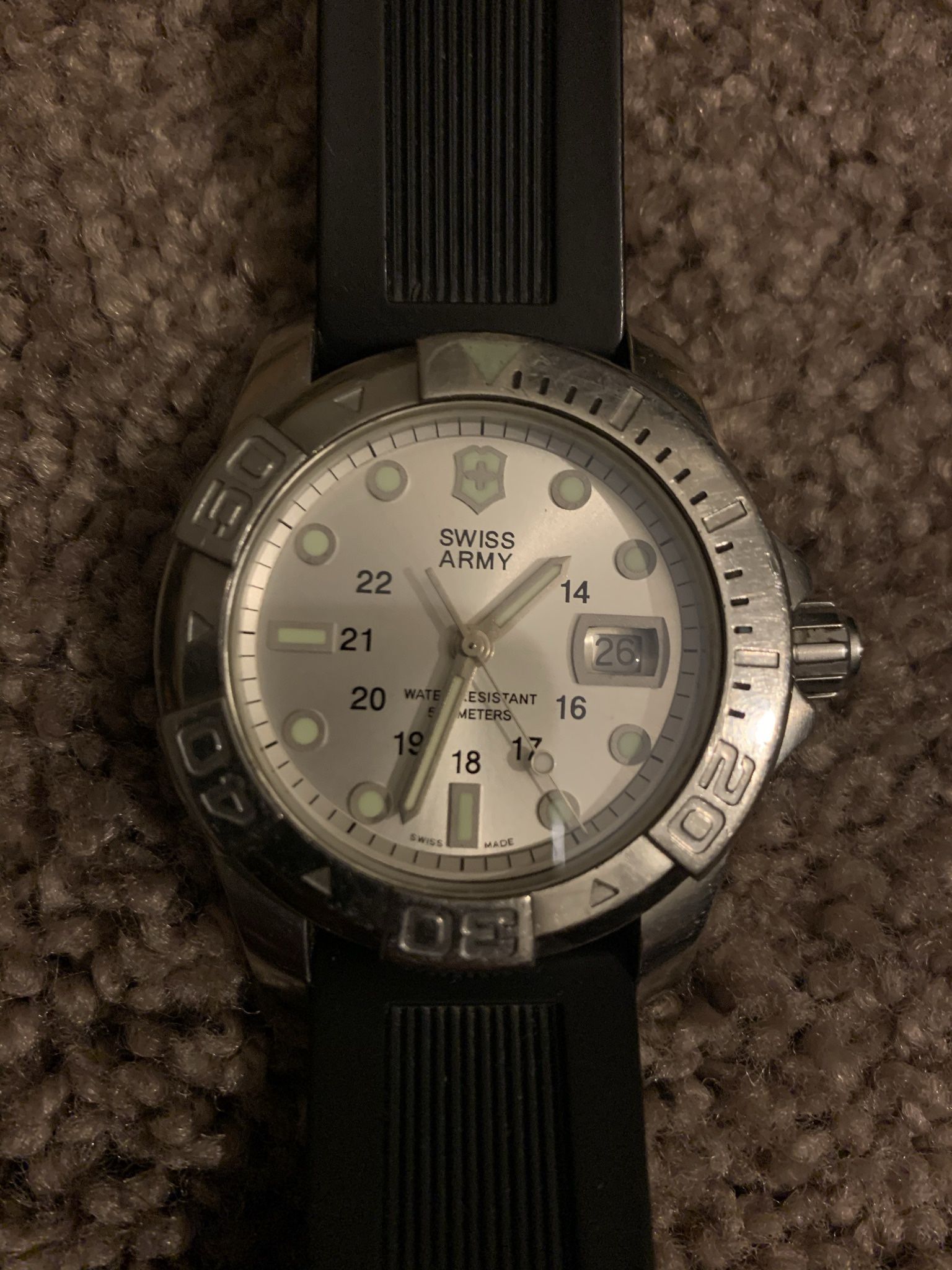 Victorinox Swiss Army Dive Master 500m Quartz Models 241262 And 241038 Diesel Casio Citizen Seiko Bulova Watch G-Shock Movado Fossil