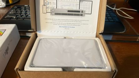 Ubiquiti networks Unifiac AC in-Wall WiFi access point. UAP-AC-IW-US