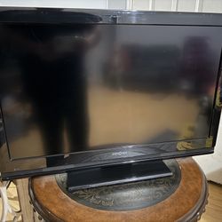 Insignia 32" (32.5" Diagonal) TV