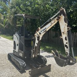 Mini Excavator By Bobcat E2