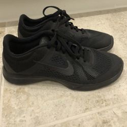 Nike Womens Size 6