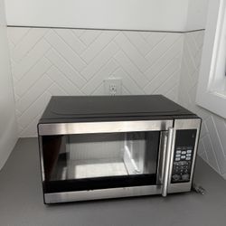 Black + Decker Microwave 