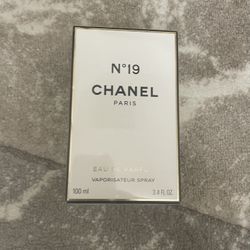 N19 Chanel Perfume 