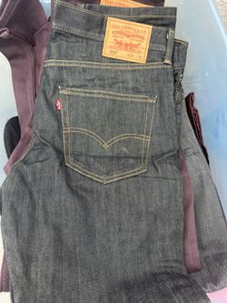 Levi’s - Like New - Excellent condition 