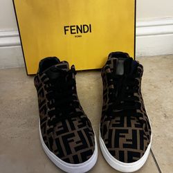 FENDI SNEAKERS