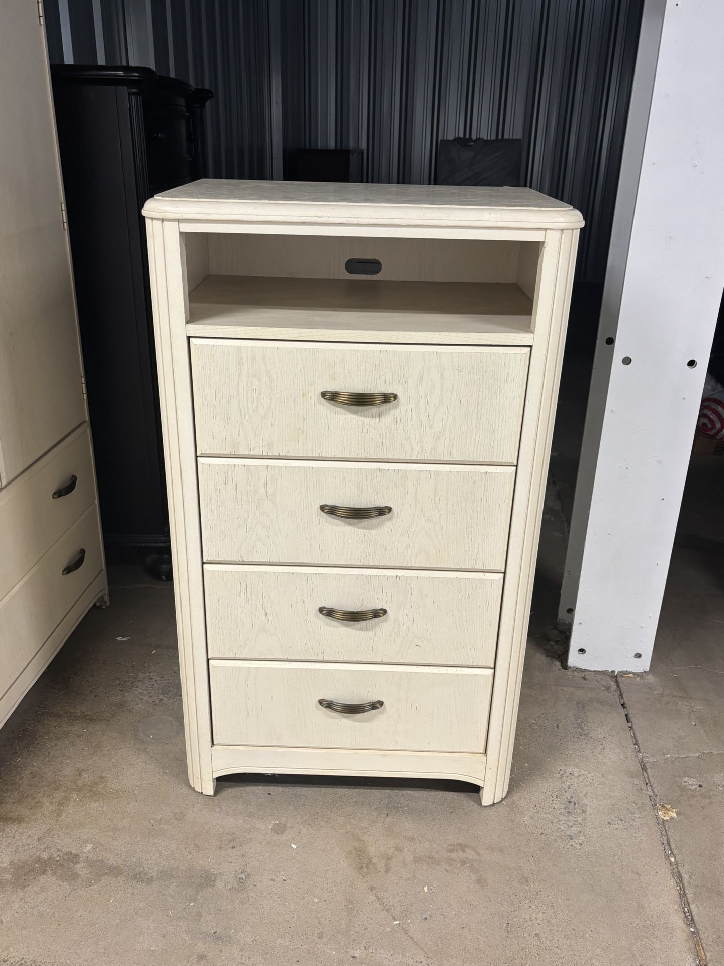 Cream Impressions by Thomasville Bedroom Set - Wardrobe, 2 Dressers, 2 Nightstands