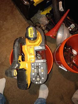 DeWalt Portable Band saw