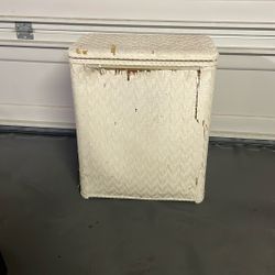Free: White Woven Upright Laundry Hamper Vintage Needs Repair