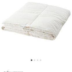 New Full / Queen White Light Warm Comforter 