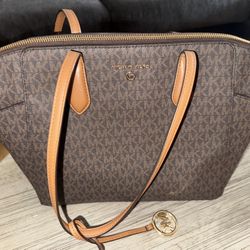 Michael Kors Purse 