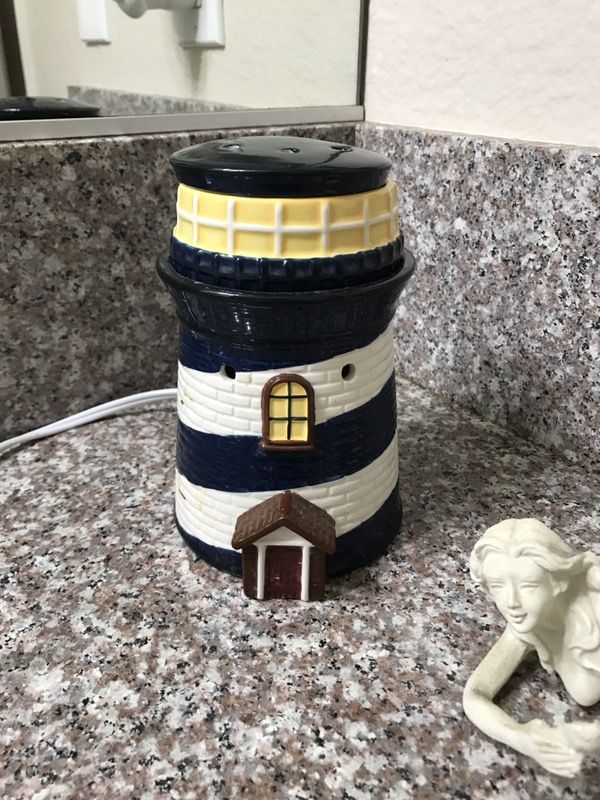 Scentsy Lighthouse Warmer