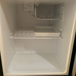 Magic Chef Mini Fridge