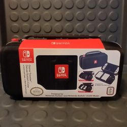 Nintendo Switch Traveling Case 