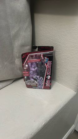 Monster High Secret Creepers Critters Dustin