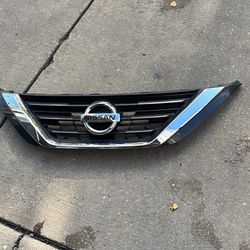 16-18 NISSAN ALTIMA FRONT GRILLE OEM 623109KMOA