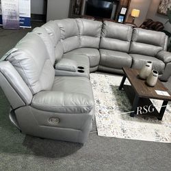 Genuine Leather Power Reclining Sectional Couch Set 🌟Extra Discount Code RSG 
🔥🔥 Mention OfferUp for this Special Price!!