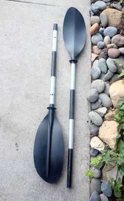 Boat Oars Set of 2 (See Pictures).