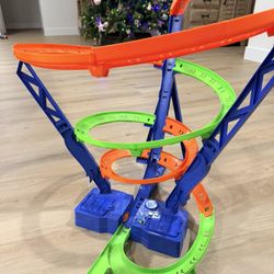 Hot Wheels Speed Car Crash