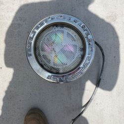 LED POOL LIGHT