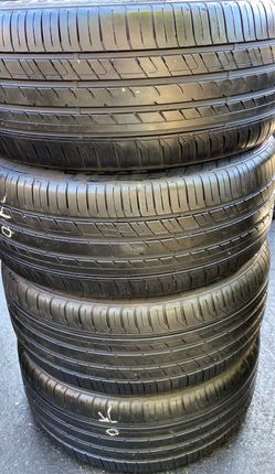 4 Llantas Usadas TBB 235/50/18 $220 las 4