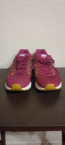 Women's Shoe Special!  3 Pair  $10. All Size 8