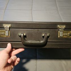 Vintage Leather Briefcase 