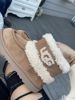 UGG