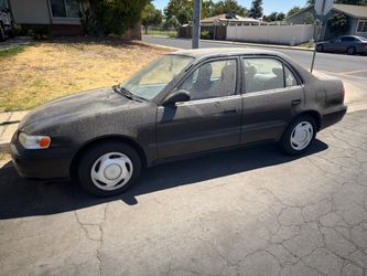 1998 Toyota Corolla (Read description)