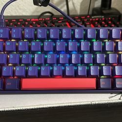 AKKO 3061 RGB Bluetooth/wired Keyboard