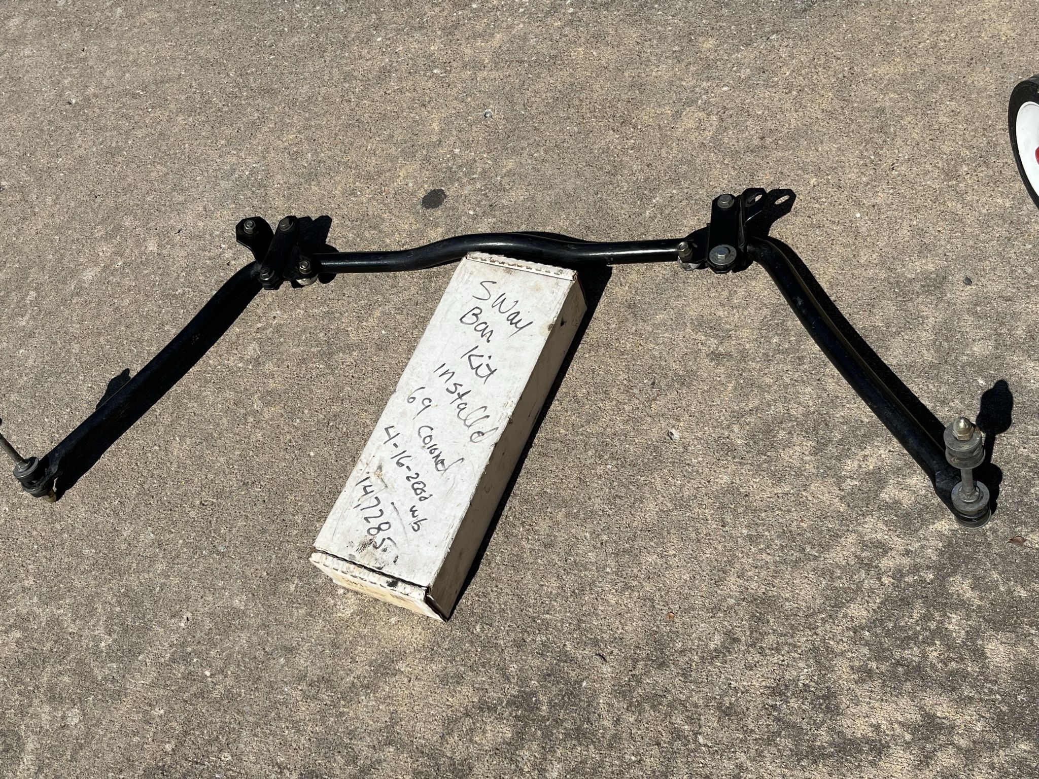 68-69 Dodge B Body Hellwig Sway bar Kit