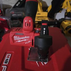 Milwaukee Cut Off 50%🔥off♥️