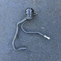 BMW E9x Power Steering Reservoir 