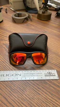 Ray-Ban sunglasses  rb8361-m rare Ferrari Ray-Ban sunglasses