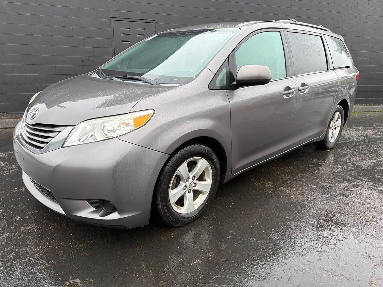 2015 Toyota Sienna