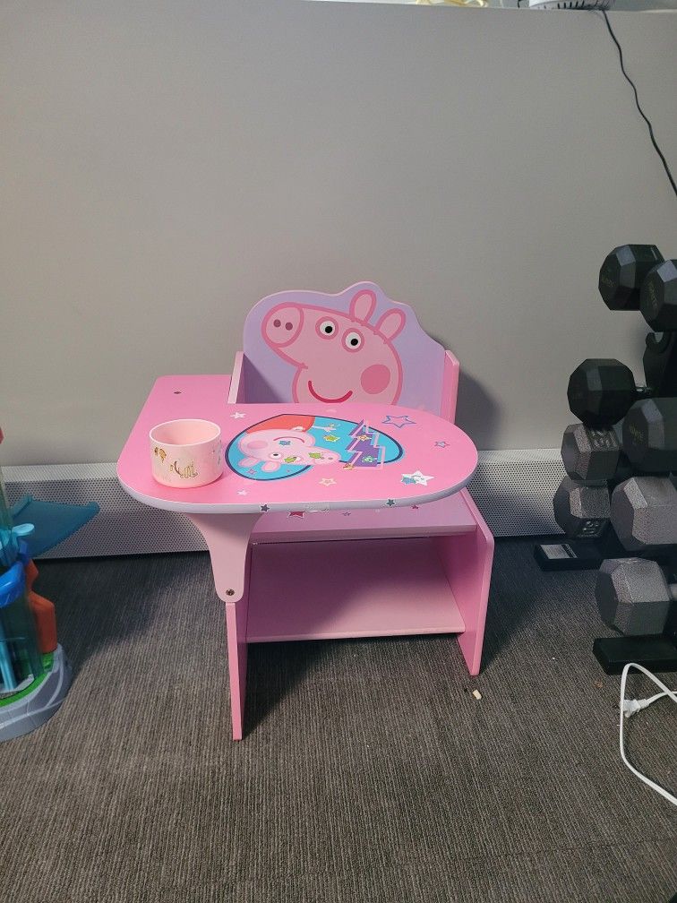 Peppa Pig School Desk