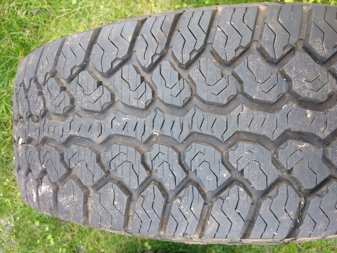 Les Schwab Wildcats w Chevy aluminum rims for Sale in Redmond, WA OfferUp