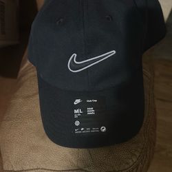 Nike Club Cap