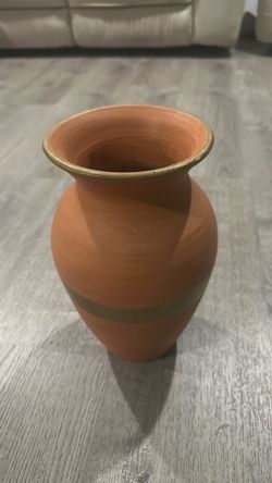 Terracotta Clay Vase with Gold Rim