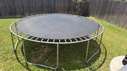 Trampoline