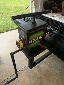 Mobile Baseball and Softball Bat Rolling